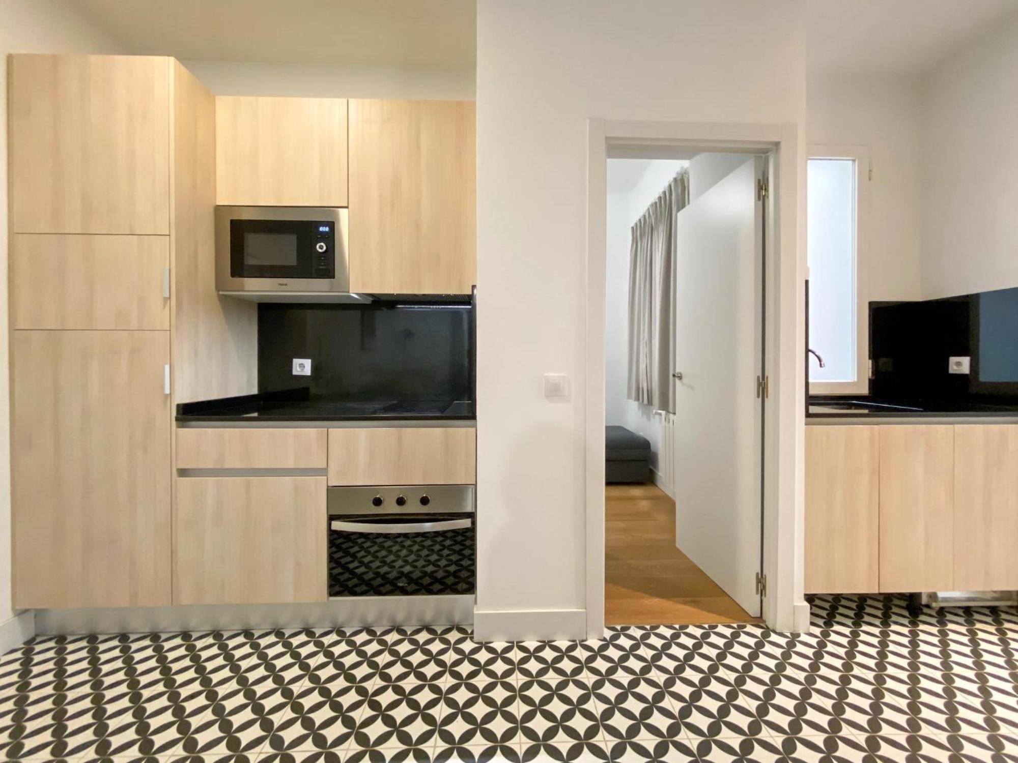 Montaber Apartments - La Paz Market Madryt Zewnętrze zdjęcie