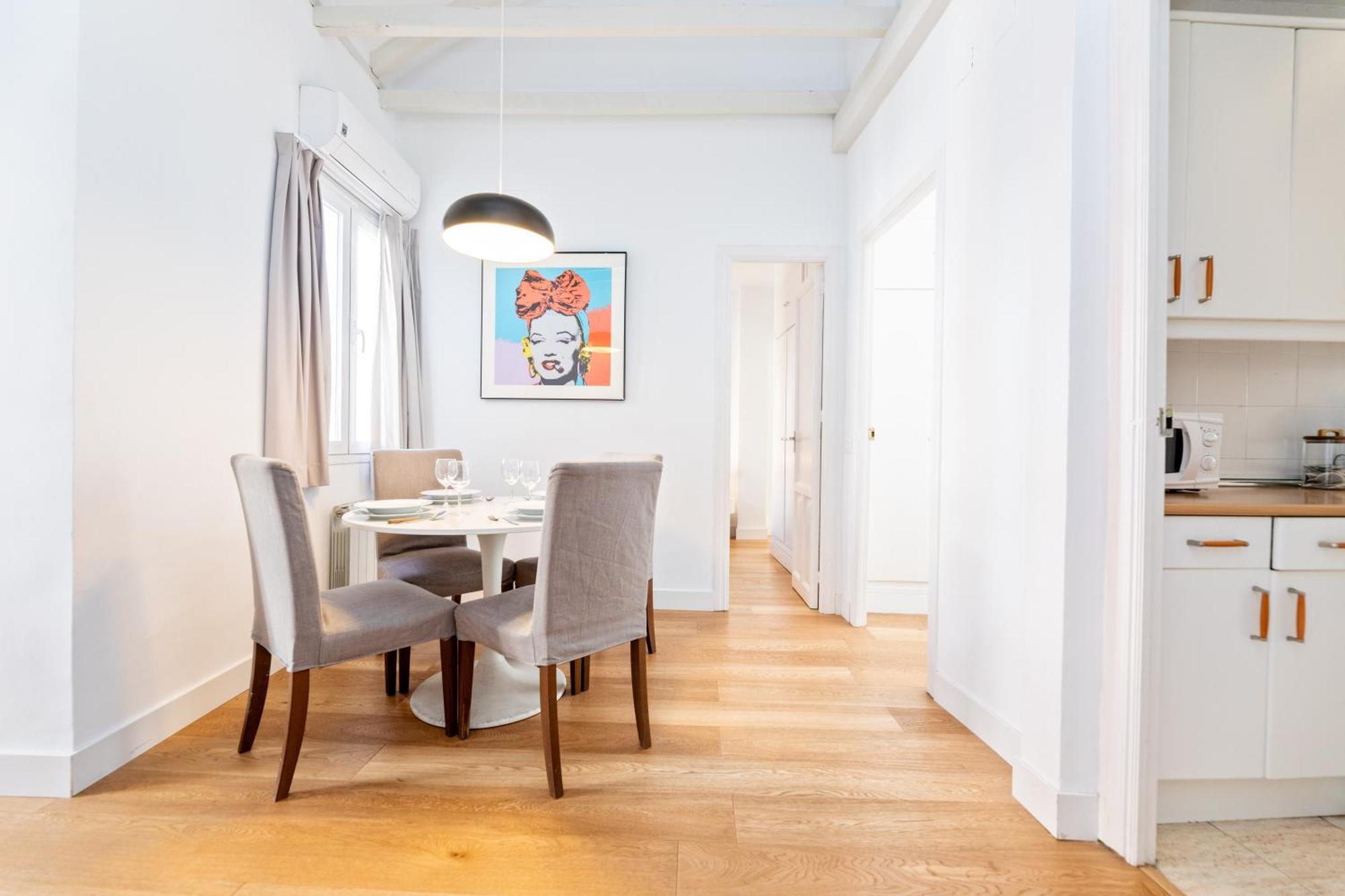 Montaber Apartments - La Paz Market Madryt Zewnętrze zdjęcie
