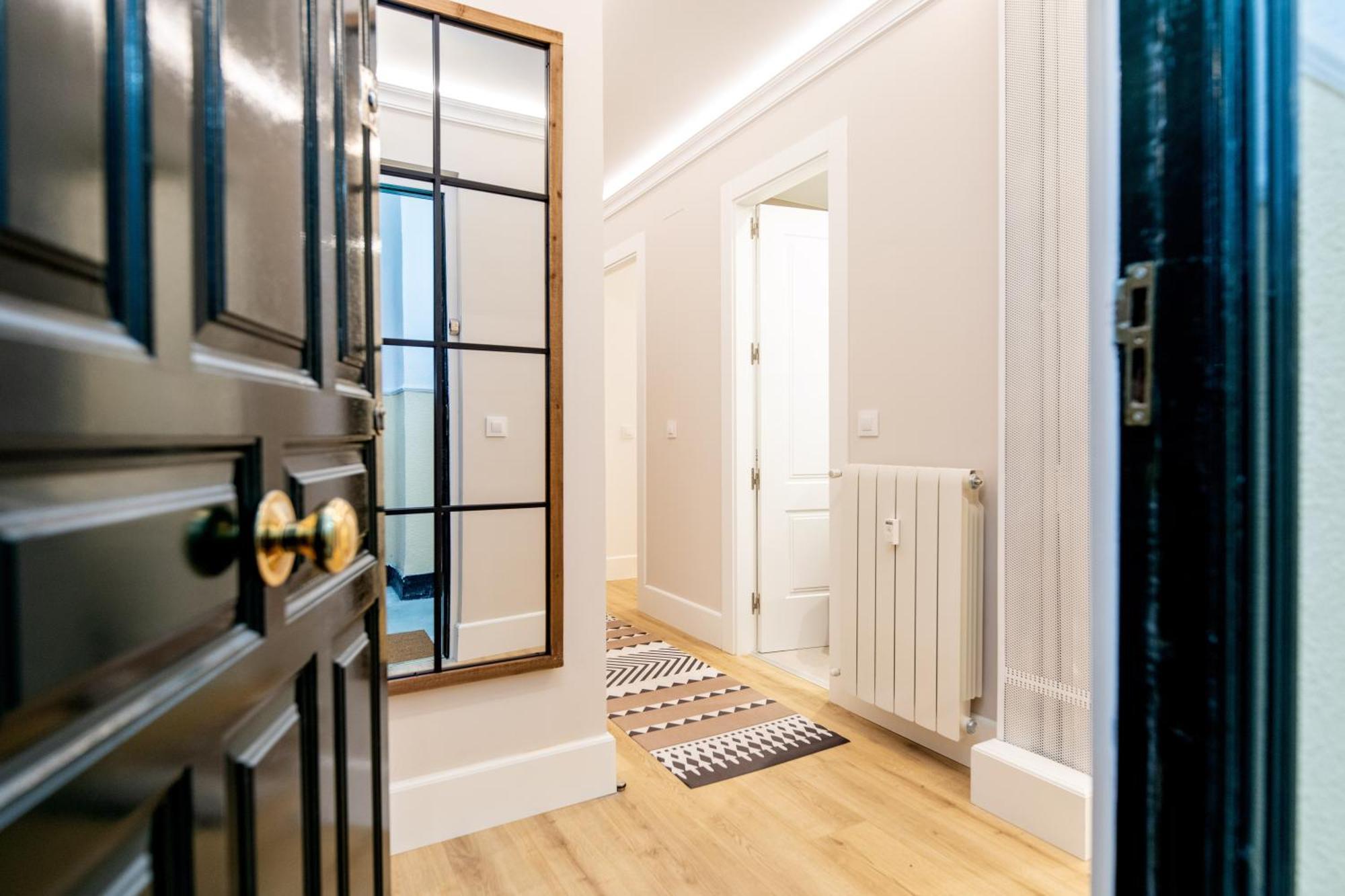Montaber Apartments - La Paz Market Madryt Zewnętrze zdjęcie